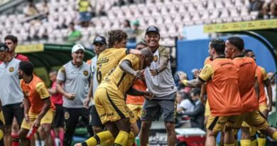 Amazonas vacila no fim e clássico termina empatado na Arena da Amazônia