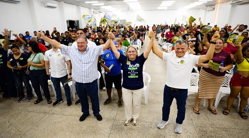 Bosco Saraiva apresenta propostas do Programa Interior Forte em encontro com lideranças e moradores de Manacapuru