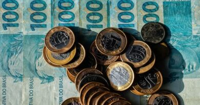 Orçamento de 2027 prevê salário mínimo de R$ 1.741